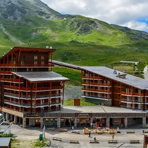 4* Aparthotel Chalet Des Neiges : La Cime Des Arcs